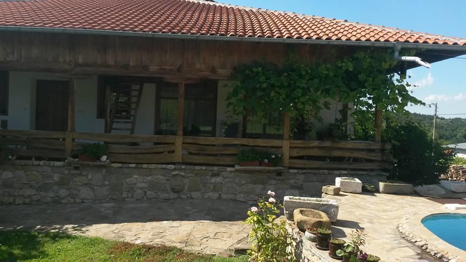 Hotel Pri Chakara ارباناسي المظهر الخارجي الصورة